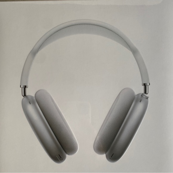 AirPods Max with smart case - Picture 1 of 3